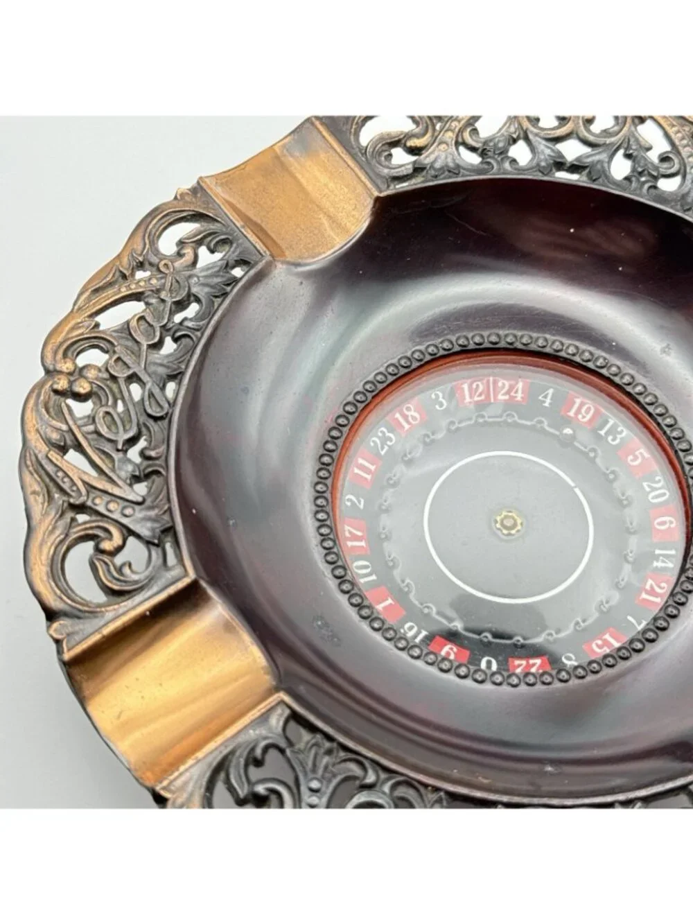 Vintage Las Vegas Nevada Roulette Wheel Spinning Ashtray Copper Filigree Japan